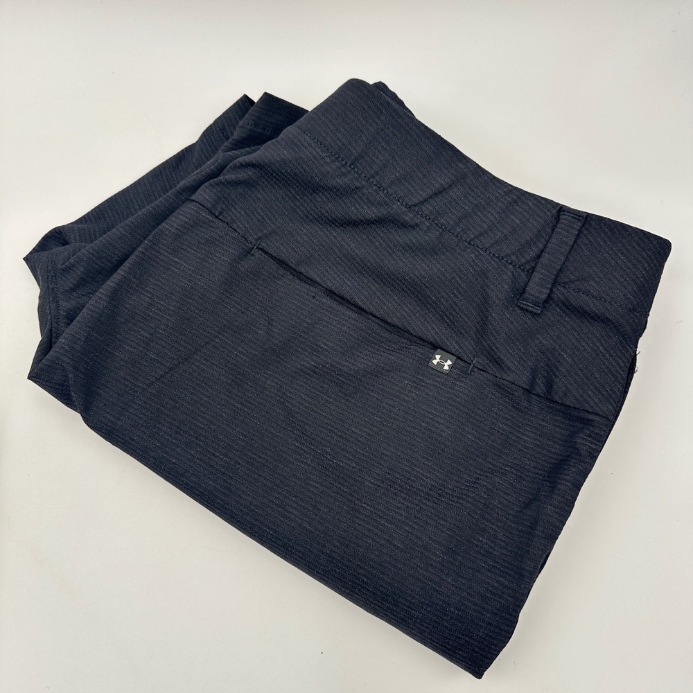 Under Armour Golf Shorts Mens 38 Black High Performance Athletic Casual EUC